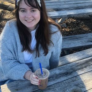 Meet your Posher, Brooke